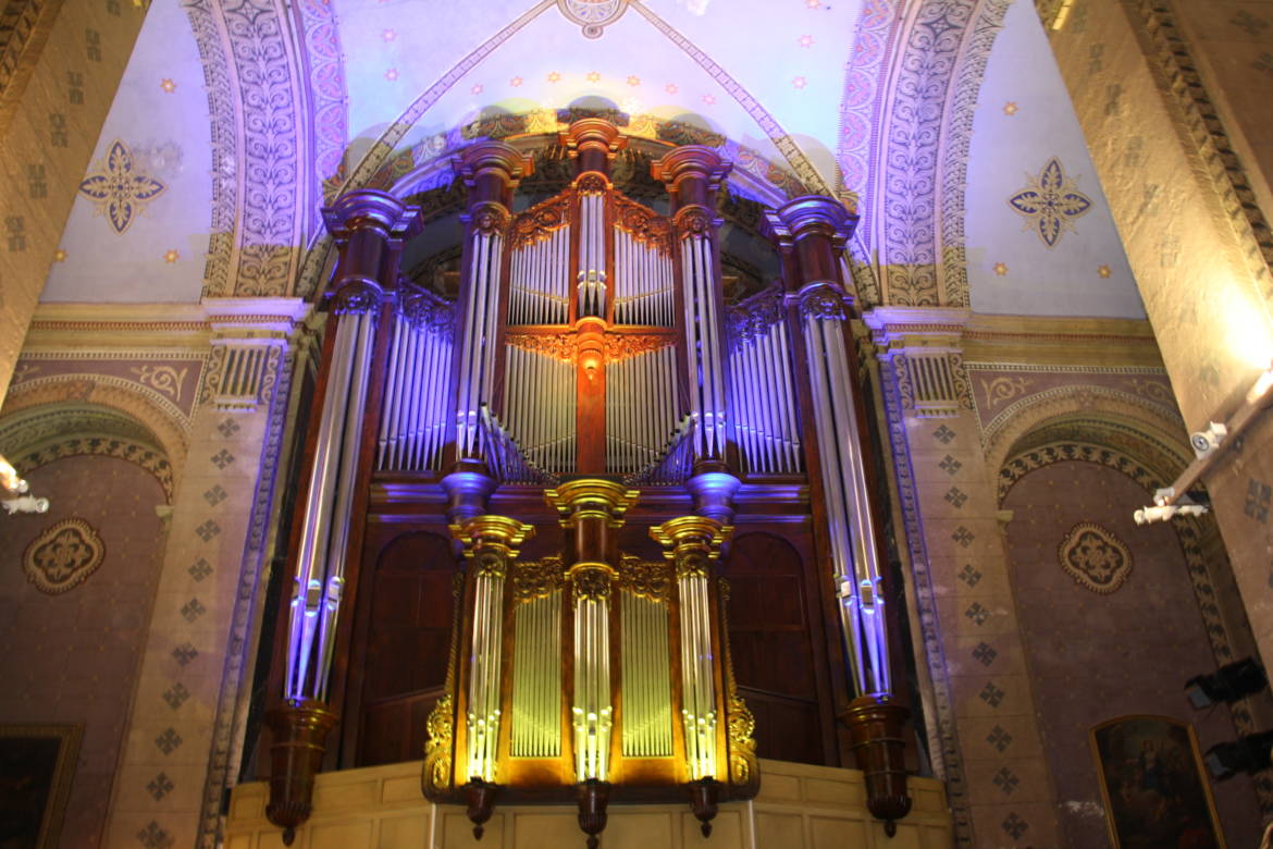 orgue-eclaire-1.jpg